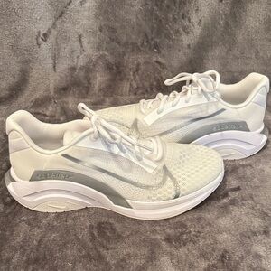 Nike Zoom Superrep Surge White and Gray Sneakers Size 11